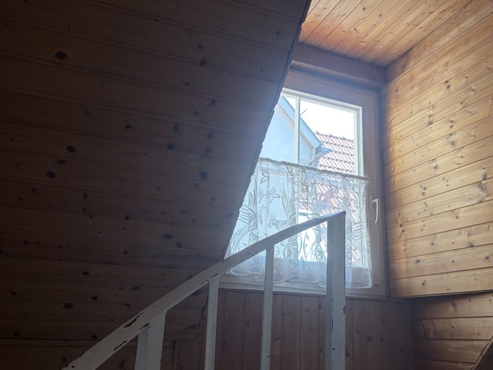Fenster an der Dachschräge — Fenster werden erneuert
